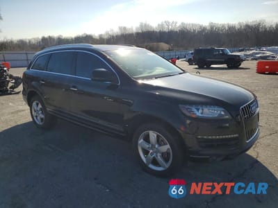 Czwarte zdjęcie samochodu z boku: 2015 AUDI Q7 PREMIUM PLUS VIN:WA1LGAFE8FD017240 - miniatura