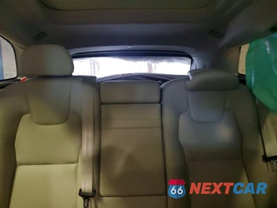 Zdjęcie 10 z 13 samochodu: 2019 VOLVO XC60 T6 MOMENTUM VIN:LYVA22RK2KB238338 - miniatura