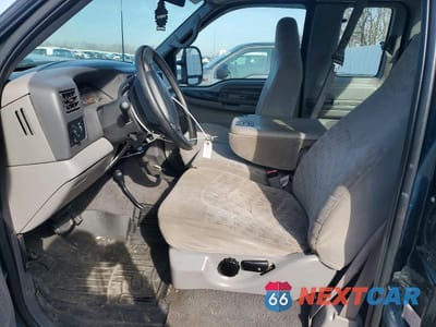 Zdjęcie 7 z 11 samochodu: 1999 FORD F250 SUPER DUTY VIN:1FTNX21S2XEE86644 - miniatura