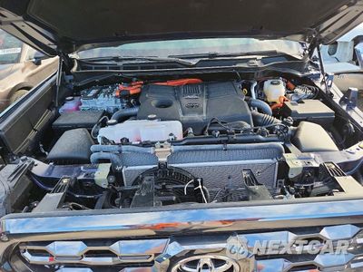 Zdjęcie 11 z 13 samochodu: 2025 TOYOTA TUNDRA PLATINUM HV VIN:5TFNC5DB6SX107702 - miniatura