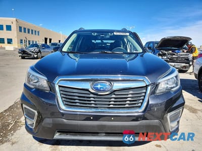 Piąte zdjęcie samochodu w środku: 2019 SUBARU FORESTER LIMITED VIN:JF2SKAUC7KH577806 - miniatura