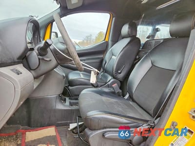 Zdjęcie 7 z 13 samochodu: 2017 NISSAN NV200 TAXI VIN:3N8CM0JTXHK707450 - miniatura