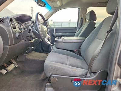 Zdjęcie 7 z 11 samochodu: 2008 GMC SIERRA C1500 VIN:2GTEC13J781116609 - miniatura