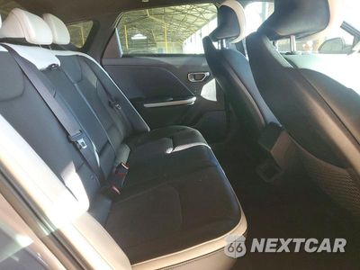 Zdjęcie 10 z 12 samochodu: 2025 KIA K4 GT-LINE VIN:3KPFW4DE2SE183191 - miniatura