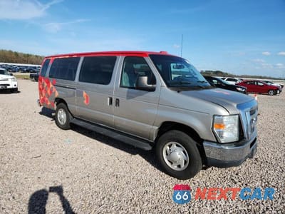 Czwarte zdjęcie samochodu z boku: 2012 FORD ECONOLINE E350 SUPER DUTY WAGON VIN:1FBSS3BLXCDB06646 - miniatura