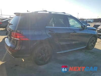 Trzecie zdjęcie samochodu z tyłu: 2019 MERCEDES-BENZ GLE 400 4MATIC VIN:4JGDA5GB1KB212721 - miniatura