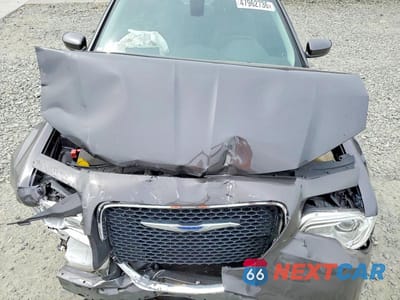 Zdjęcie 11 z 11 samochodu: 2019 CHRYSLER 300 TOURING VIN:2C3CCAAG2KH568954 - miniatura