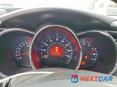 Zdjęcie 9 z 11 samochodu: 2013 KIA OPTIMA LX VIN:5XXGM4A78DG123118 - miniatura