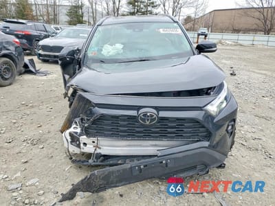 Piąte zdjęcie samochodu w środku: 2024 TOYOTA RAV4 XLE PREMIUM VIN:2T3A1RFV9RC465069 - miniatura