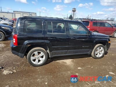 Trzecie zdjęcie samochodu z tyłu: 2014 JEEP PATRIOT LATITUDE VIN:1C4NJPFA0ED563299 - miniatura