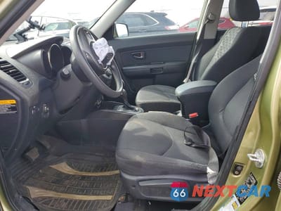 Zdjęcie 7 z 11 samochodu: 2011 KIA SOUL + VIN:KNDJT2A26B7221989 - miniatura