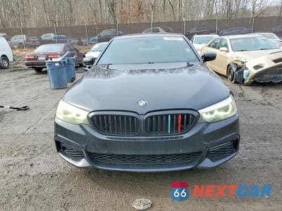 Piąte zdjęcie samochodu w środku: 2018 BMW 540 I VIN:WBAJE5C55JWA96748 - miniatura