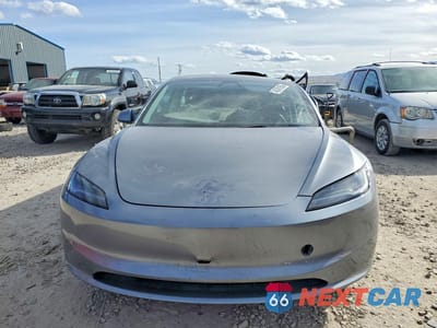 Piąte zdjęcie samochodu w środku: 2025 TESLA MODEL 3 VIN:5YJ3E1EBXSF016502 - miniatura