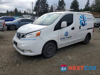 2015 NISSAN NV200 SV 3N6CM0KN3FK693378 - główne zdjęcie licytacji z USA - miniatura