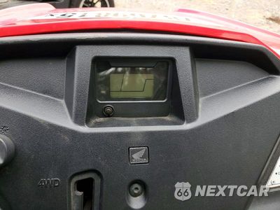 Zdjęcie 8 z 10 samochodu: 2015 HONDA PIONEER 500 UTILITY VEHICLE VIN:1HFVE0301F4000356 - miniatura