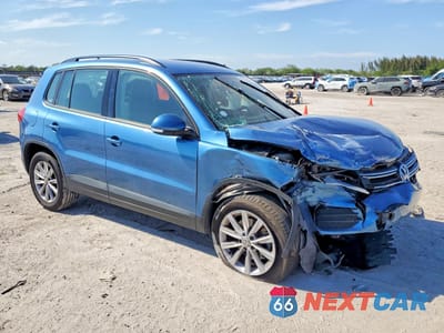 Czwarte zdjęcie samochodu z boku: 2018 VOLKSWAGEN TIGUAN LIMITED VIN:WVGAV7AX7JK003313 - miniatura