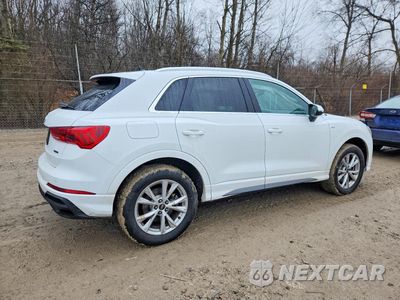 Trzecie zdjęcie samochodu z tyłu: 2024 AUDI Q3 PREMIUM S LINE 45 VIN:WA1DECF36R1048772 - miniatura