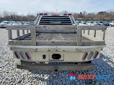 Zdjęcie 6 z 11 samochodu: 2007 CHEVROLET SILVERADO LT FLATBED TRUCK VIN:1GCHK23K27F528457 - miniatura