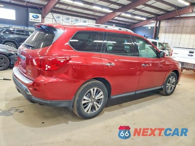 Trzecie zdjęcie samochodu z tyłu: 2017 NISSAN PATHFINDER SL VIN:5N1DR2MMXHC627214 - miniatura