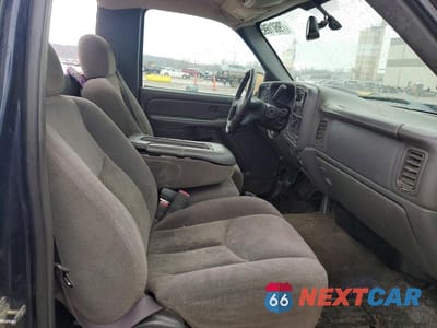 Zdjęcie 10 z 12 samochodu: 2005 CHEVROLET SILVERADO K2500 HEAVY DUTY VIN:1GCHK24235E285436 - miniatura