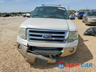 Piąte zdjęcie samochodu w środku: 2014 FORD EXPEDITION XLT VIN:1FMJU1J58EEF65546 - miniatura