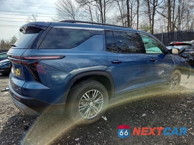 Trzecie zdjęcie samochodu z tyłu: 2024 CHEVROLET TRAVERSE LT VIN:1GNEVGKS8RJ216675 - miniatura