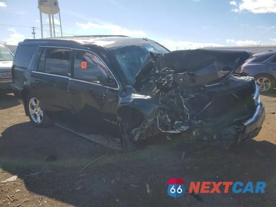 Czwarte zdjęcie samochodu z boku: 2015 CHEVROLET TAHOE K1500 LT VIN:1GNSKBKC5FR211468 - miniatura