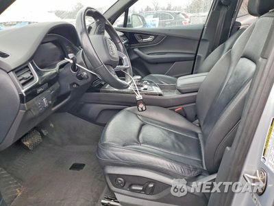 Zdjęcie 7 z 12 samochodu: 2019 AUDI Q7 PREMIUM PLUS VIN:WA1LAAF71KD000857 - miniatura