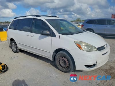 Czwarte zdjęcie samochodu z boku: 2004 TOYOTA SIENNA LE 7 PASSENGER VIN:5TDZA23C54S100166 - miniatura