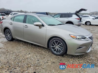 Czwarte zdjęcie samochodu z boku: 2017 LEXUS ES 350 BASE VIN:58ABK1GG8HU055655 - miniatura