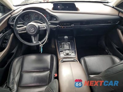 Zdjęcie 8 z 13 samochodu: 2021 MAZDA CX-30 PREMIUM VIN:3MVDMBDY8MM235457 - miniatura