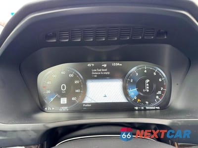 Zdjęcie 10 z 13 samochodu: 2016 VOLVO XC90 T6 VIN:YV4A22PK8G1071921 - miniatura