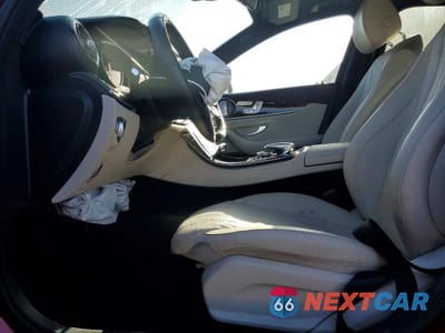 Zdjęcie 7 z 12 samochodu: 2019 MERCEDES-BENZ E 300 VIN:WDDZF4JB5KA689100 - miniatura