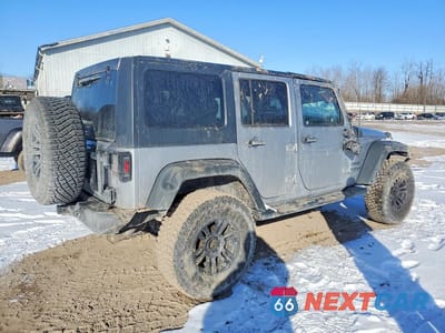 Trzecie zdjęcie samochodu z tyłu: 2015 JEEP WRANGLER UNLIMITED SPORT VIN:1C4BJWDG3FL505246 - miniatura