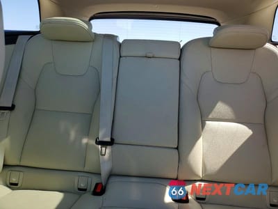Zdjęcie 10 z 13 samochodu: 2025 VOLVO XC60 CORE VIN:YV4M12RJ5S1106783 - miniatura