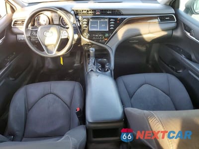 Zdjęcie 8 z 11 samochodu: 2019 TOYOTA CAMRY HYBRID LE VIN:4T1B31HK8KU508798 - miniatura