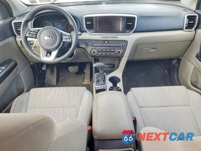 Zdjęcie 8 z 13 samochodu: 2020 KIA SPORTAGE LX VIN:KNDPMCAC1L7670844 - miniatura