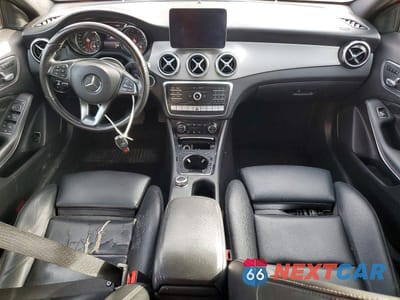 Zdjęcie 8 z 11 samochodu: 2019 MERCEDES-BENZ GLA 250 4MATIC VIN:WDCTG4GB8KJ586008 - miniatura