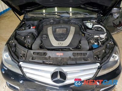Zdjęcie 11 z 12 samochodu: 2012 MERCEDES-BENZ C 300 4MATIC VIN:WDDGF8BB8CA708768 - miniatura