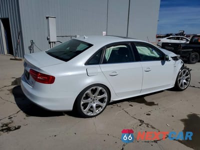 Trzecie zdjęcie samochodu z tyłu: 2014 AUDI A4 PREMIUM PLUS VIN:WAUFFAFL4EN001109 - miniatura