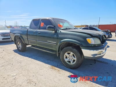 Czwarte zdjęcie samochodu z boku: 2002 TOYOTA TUNDRA LIMITED VIN:5TBBT48142S256879 - miniatura