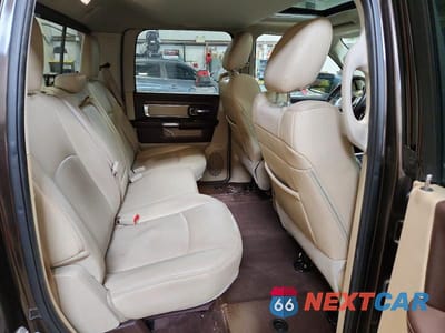 Zdjęcie 10 z 12 samochodu: 2016 RAM TRUCKS 1500 LARAMIE VIN:1C6RR7NT7GS320737 - miniatura