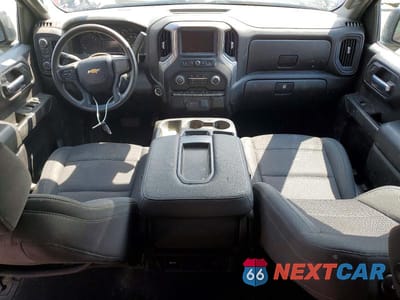 Zdjęcie 8 z 12 samochodu: 2022 CHEVROLET SILVERADO K1500 CUSTOM VIN:1GCPDBEK9NZ561678 - miniatura