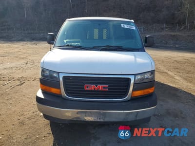 Piąte zdjęcie samochodu w środku: 2017 GMC SAVANA G2500 VIN:1GTW7AFF0H1915735 - miniatura
