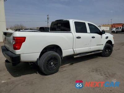 Trzecie zdjęcie samochodu z tyłu: 2017 NISSAN TITAN XD S VIN:1N6BA1F12HN517744 - miniatura