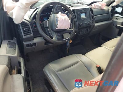 Zdjęcie 8 z 11 samochodu: 2021 FORD F350 SUPER DUTY VIN:1FDRF3F64MED51405 - miniatura