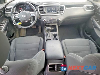 Zdjęcie 8 z 13 samochodu: 2020 KIA SORENTO S V6 VIN:5XYPG4A54LG697800 - miniatura