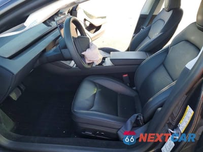 Zdjęcie 7 z 12 samochodu: 2025 TESLA MODEL 3 VIN:5YJ3E1EA1SF921055 - miniatura