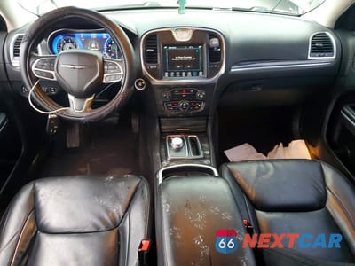 Zdjęcie 8 z 13 samochodu: 2017 CHRYSLER 300 LIMITED VIN:2C3CCAAG3HH577655 - miniatura