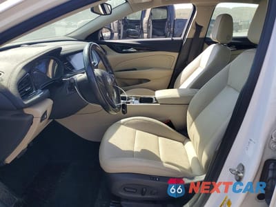 Zdjęcie 7 z 12 samochodu: 2018 BUICK REGAL VIN:W04GP6SX5J1158962 - miniatura